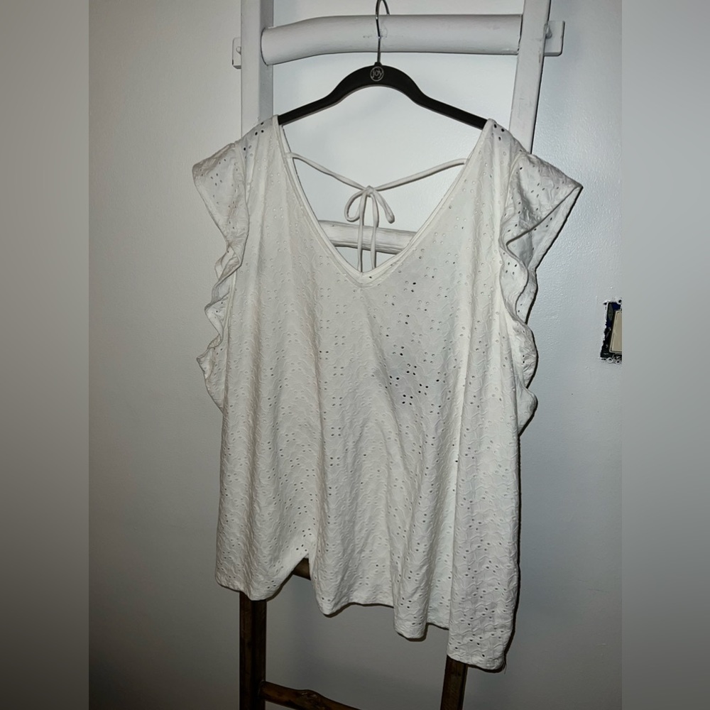 Ava Viv White Shirt NWT